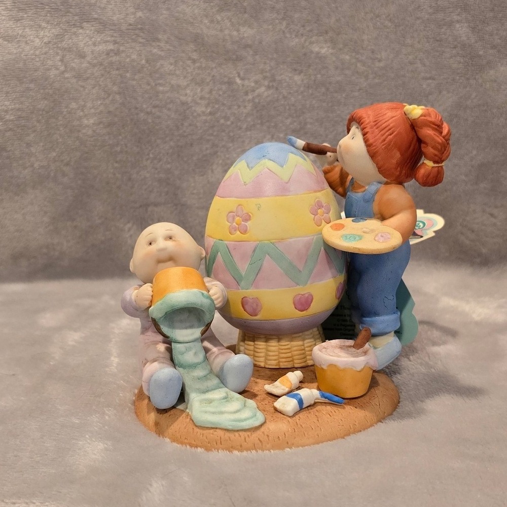 Vintage 1985 Cabbage Patch Kids Easter Artists Porcelain Figurine Xavier Roberts